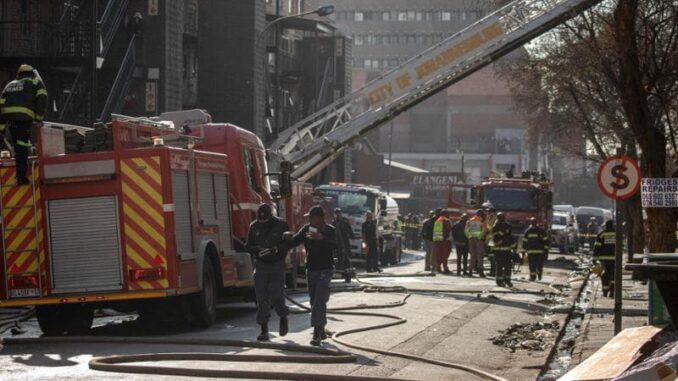 Incendio via Cantoni